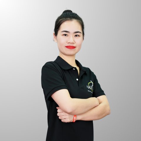 Huấn luyện viên Yoga Phạm Duyên